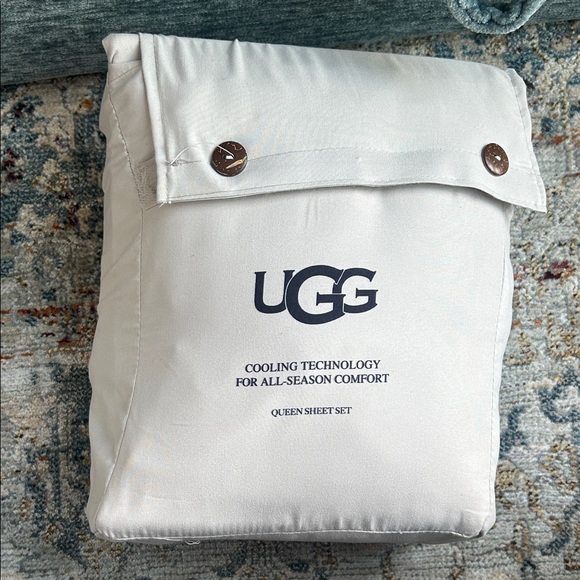 UGG Other - UGG Cooling Queen Sheet Set in Cream